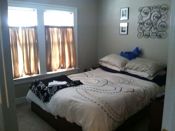 3rd image of 228-230 Castle Shannon Blvd