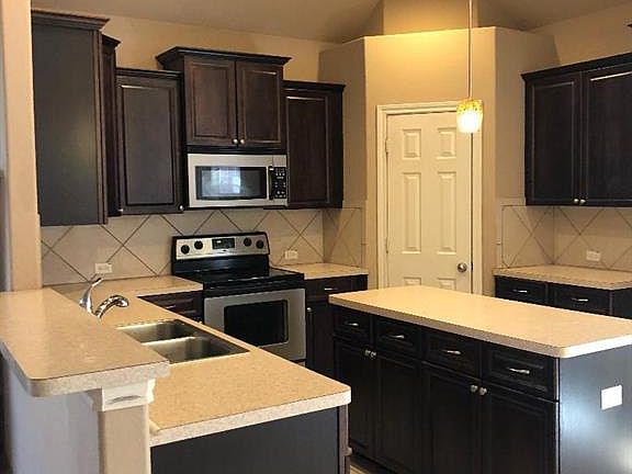 4th image of 2069 Meadow Park Dr