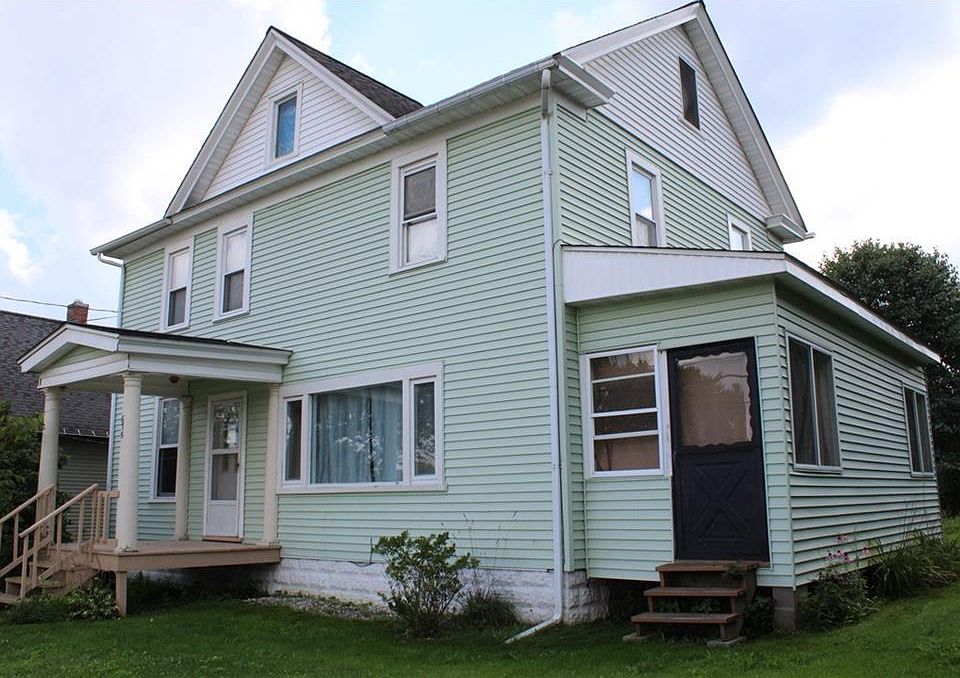 1st image of 675 Water St