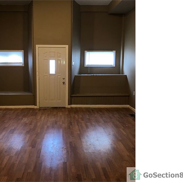 1st image of 9710 S Avenue L #1