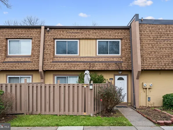 3818 Segundo Pl #23D, Alexandria, VA 22309