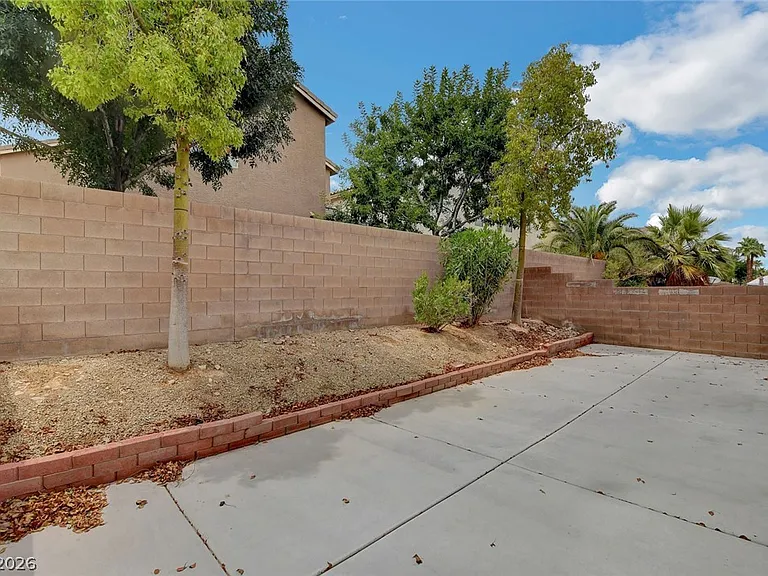 10439 Calypso Cave St — Photo 44