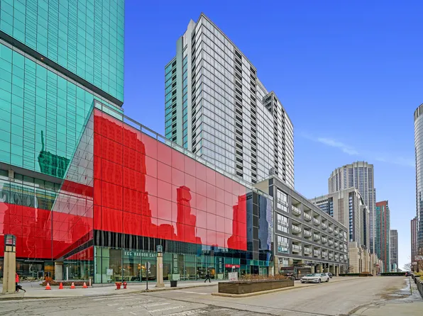 240 E Illinois St APT 1503, Chicago, IL 60611