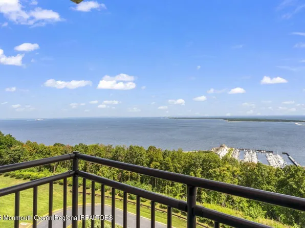1 Scenic Drive #808, Highlands, NJ 07732