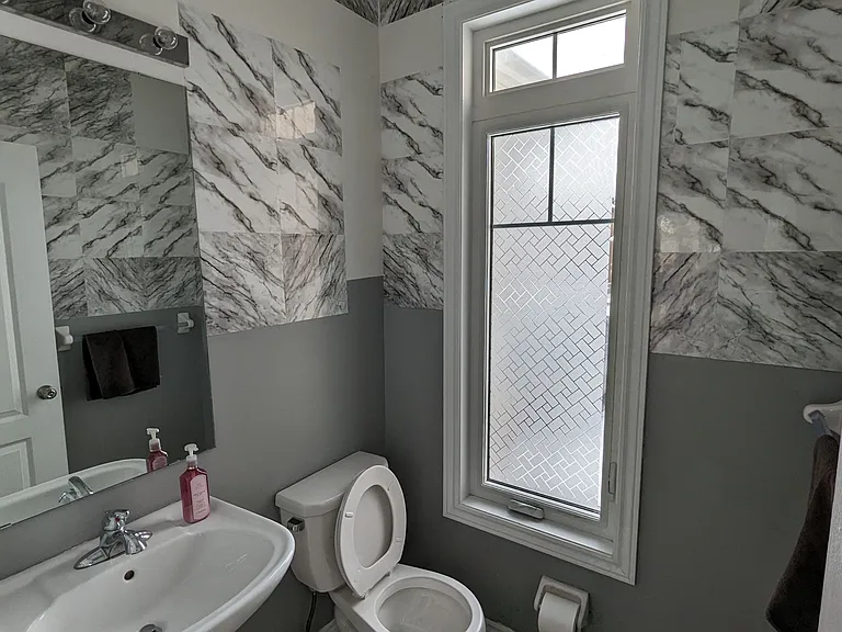 66 Portland St — Photo 10