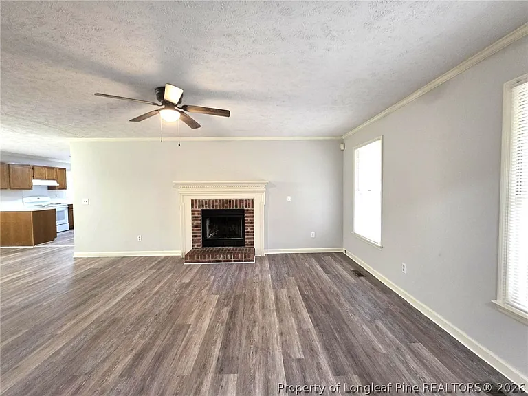 6900 Saint Julian Way — Photo 5