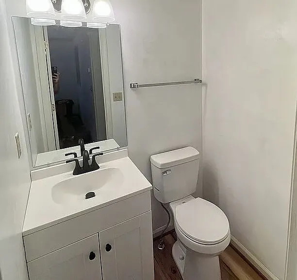 1000 Huntwood Ln — Photo 31