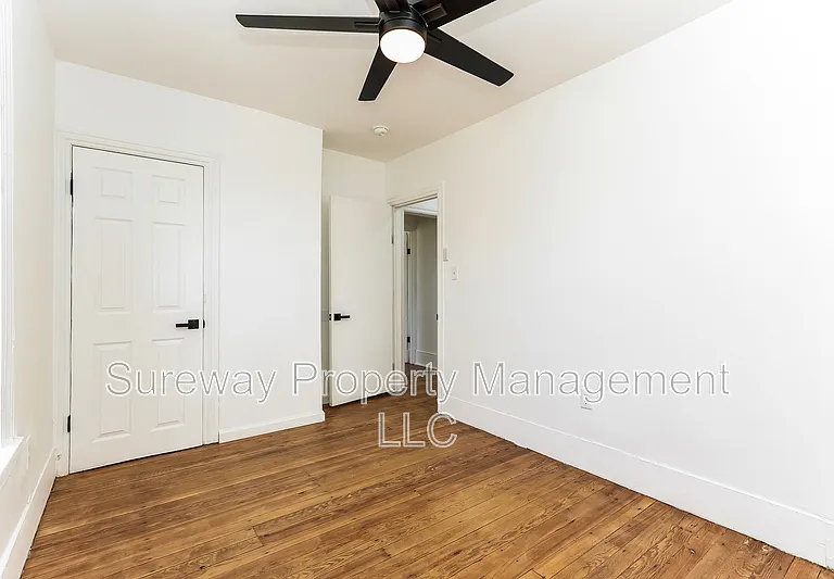 226 Greenwich Ave — Photo 15