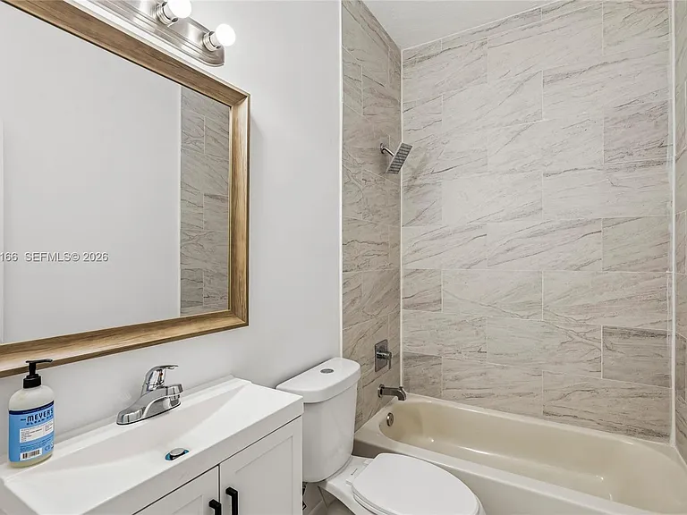 130 NW 85th St — Photo 19