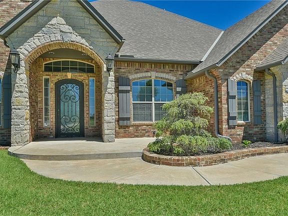 4th image of 5013 SE 150th Ct