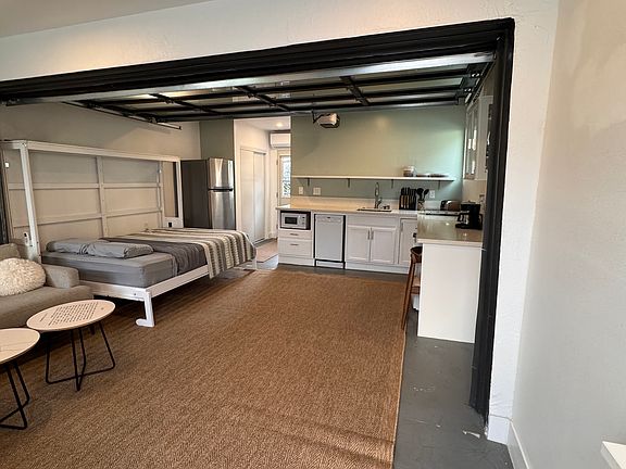 5th image of 1457 N Benton Way #1/2