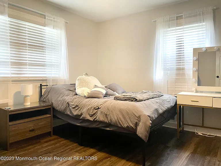 1414 Treeneedle Rd — Photo 16