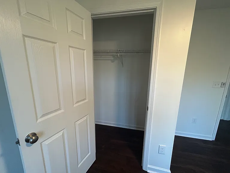 6970 Heard Rd — Photo 8