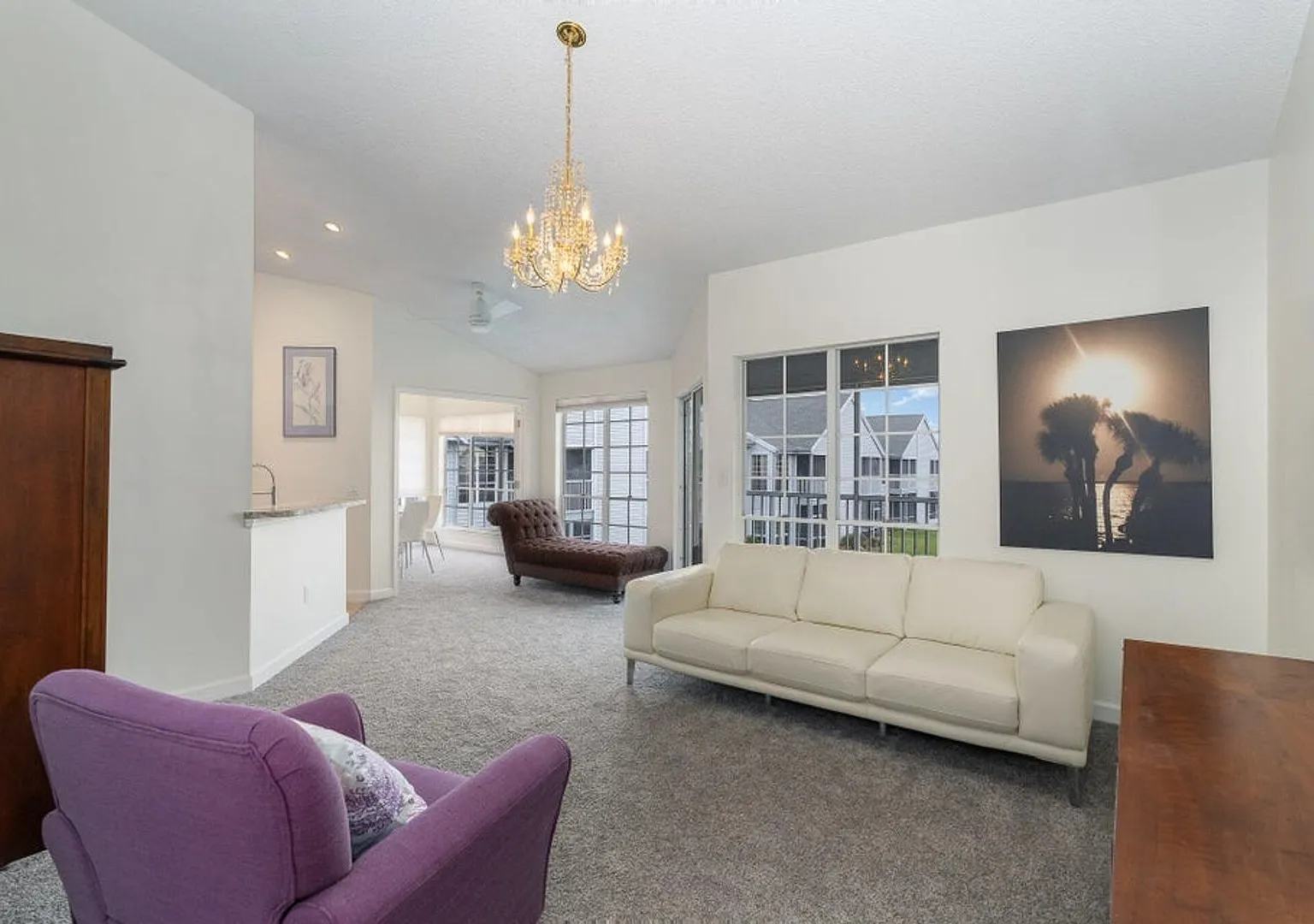 Waterfront condo — Photo 4
