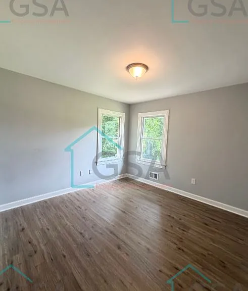 15 Penrose Ave — Photo 13