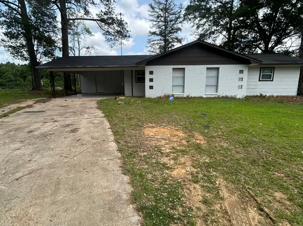 1636 Camellia Dr, Jackson, MS 39204