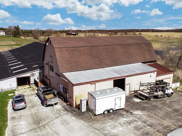5531 Atlas Rd, Grand Blanc, MI 48439