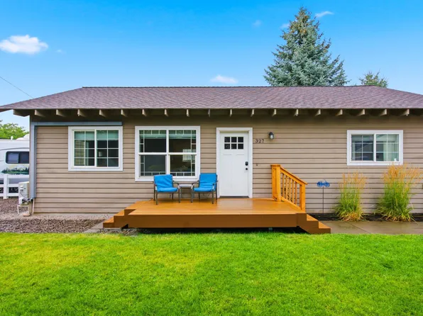 327 NW Elm Ave, Redmond, OR 97756