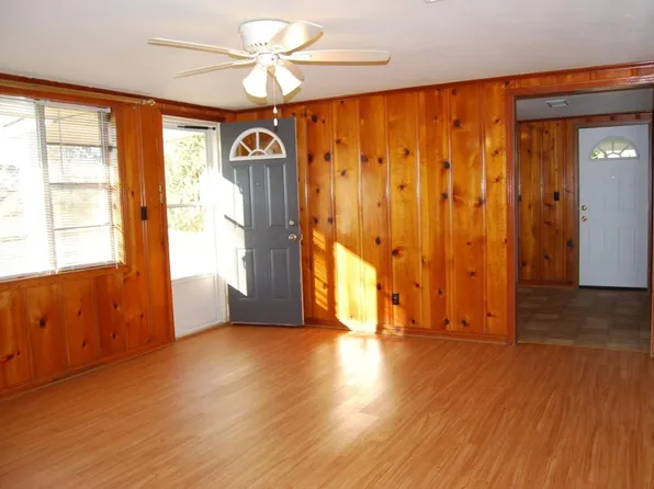 2128 Highway 27, Monticello, MS 39654