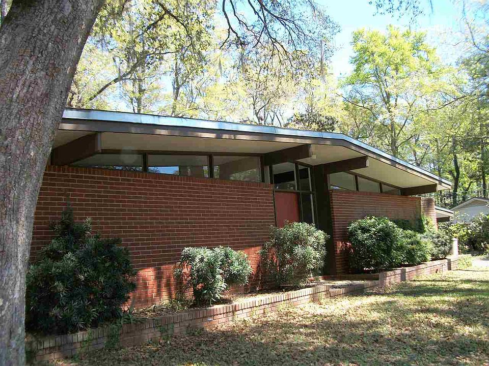1st image of 914 Lothian Dr