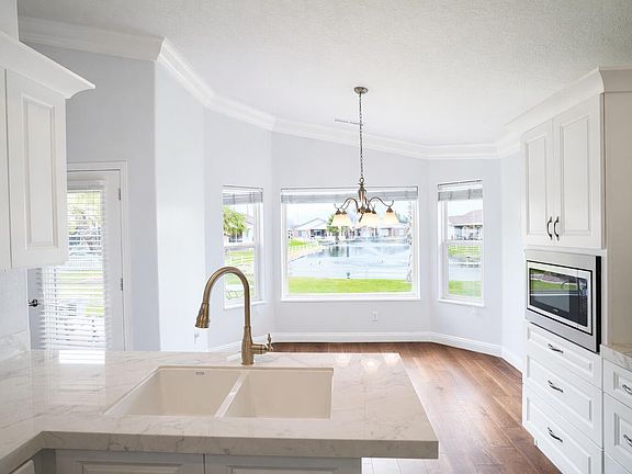 4th image of 805 S River Rd Unit 66