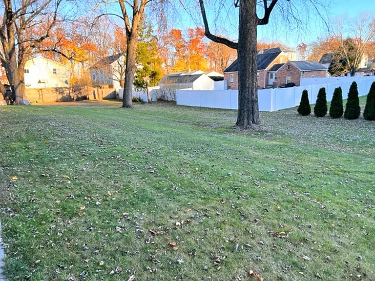 21 Dwight St — Photo 6
