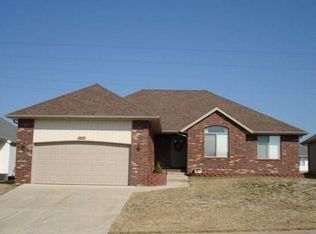 3815 W Erie St, Springfield, MO 65807