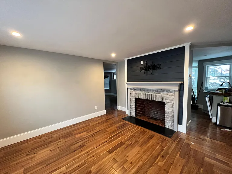 82 Essex St #1 — Photo 14