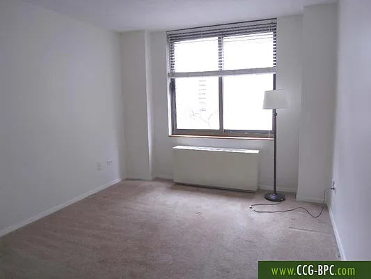 Rented by CCG Real Estate Brokerage | media 9