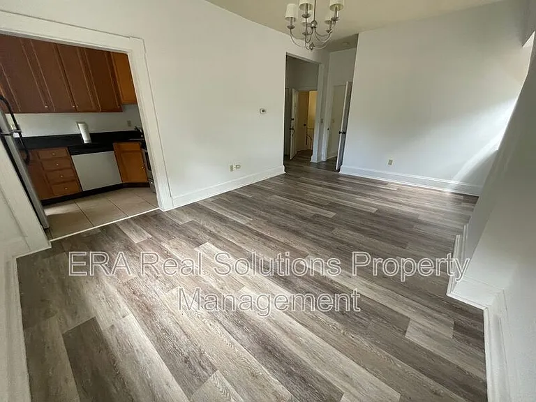 2112-2114 Kemper Ln #3 — Photo 19