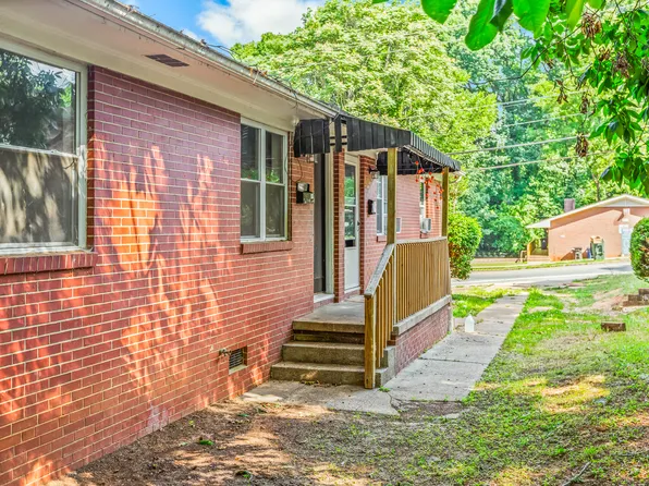 1114 W Academy St #1114, Winston Salem, NC 27101