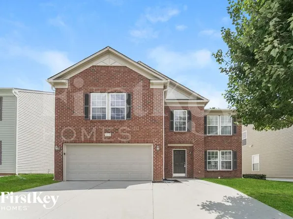 1431 Waterlily Ln, Charlotte, NC 28262