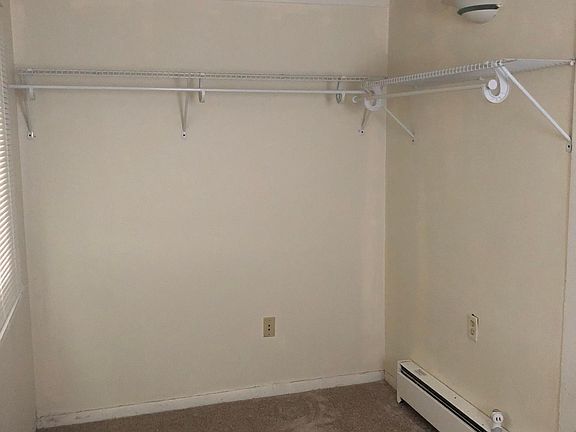 3rd image of 3156 Grasmere Ave