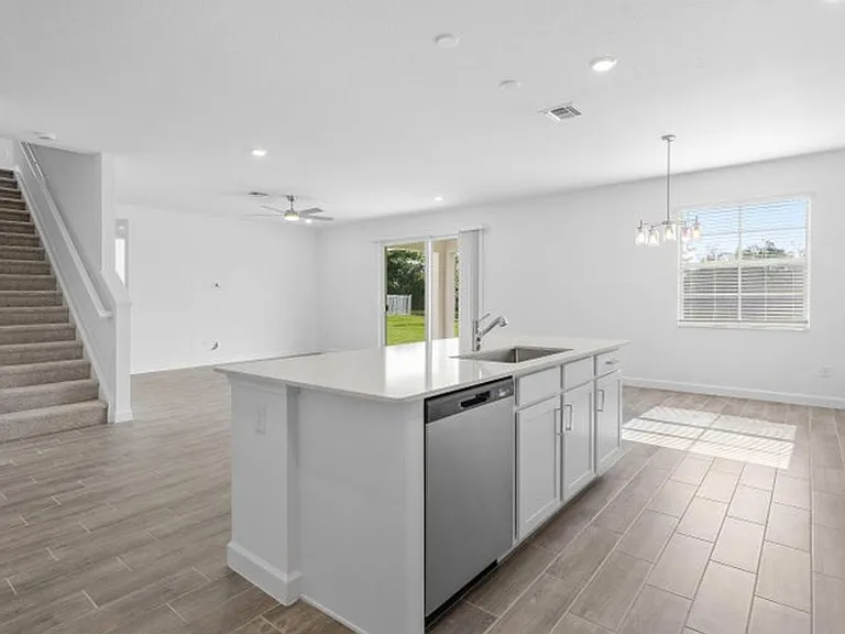 6843 Cobia Cir — Photo 4
