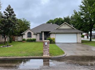 601 Tahiti Dr, Granbury, TX 76048