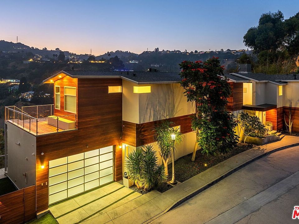 1st image of 2229 Castilian Dr