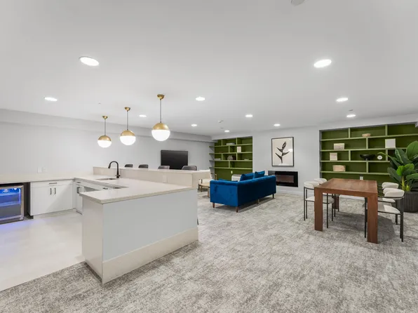 1 River Court image 10 of 19