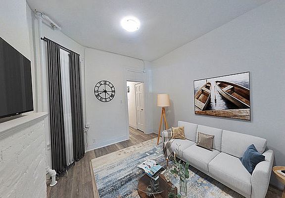 3rd image of 615 1/2 Hudson St APT 3