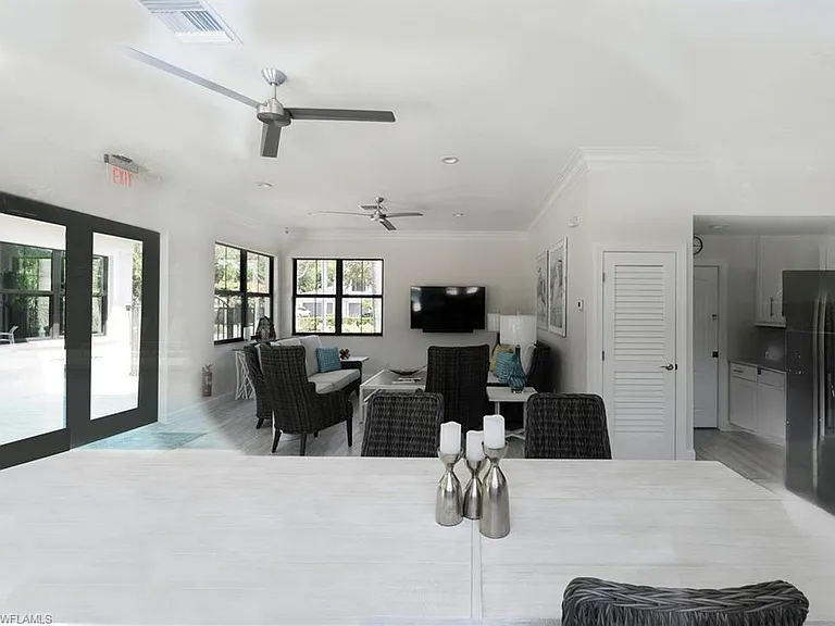 2383 Ravenna Blvd #Penthouse 202 — Photo 38
