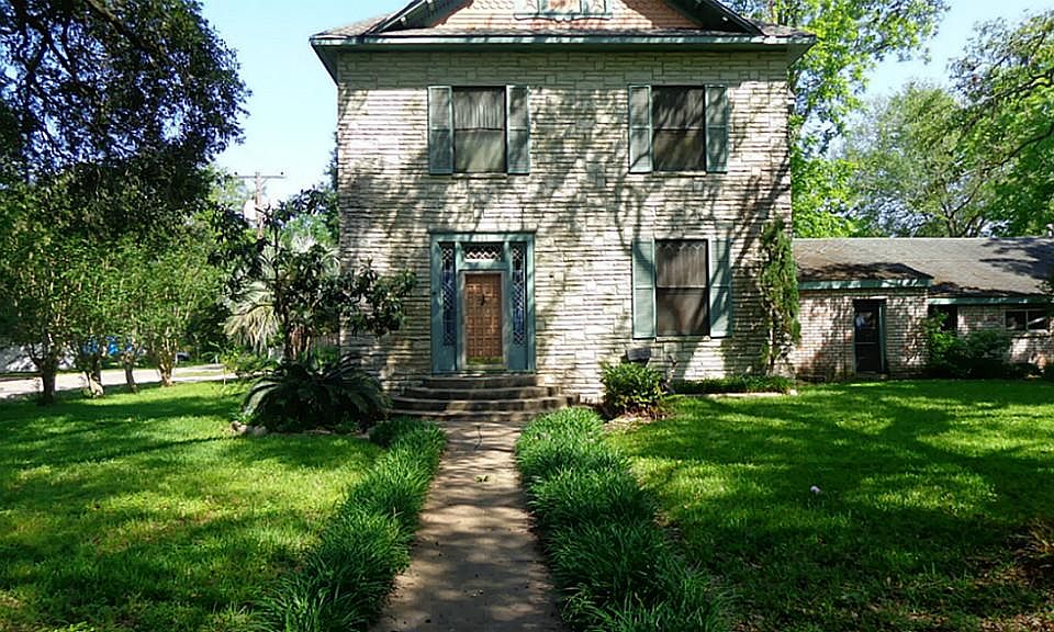 1st image of 501 Mills St