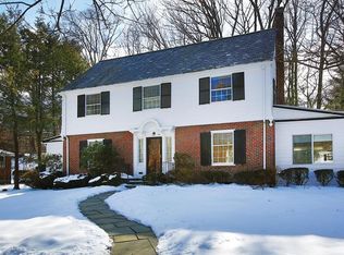 121 Intervale Rd, Newton, MA 02467