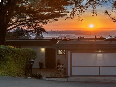 7039 Shirley Dr, Oakland, CA, 94611