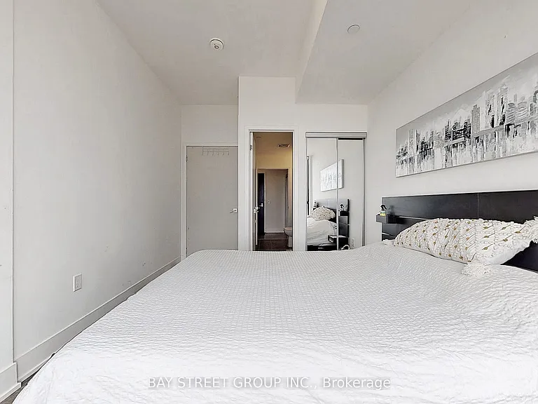 2916 Highway 7 #2903 — Photo 24