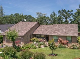 2543 Freedom Way, Medford, OR 97504