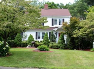 12A 1st St, Danbury, CT 06810