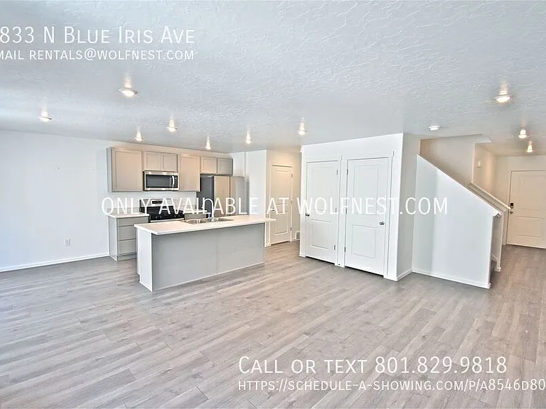 1833 N Blue Iris Ave — Photo 5