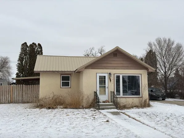 710 5th St SE, Sidney, MT 59270