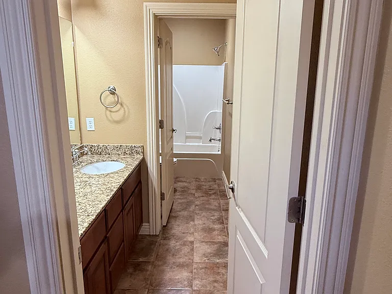 2601 SW Azalea Ave — Photo 26