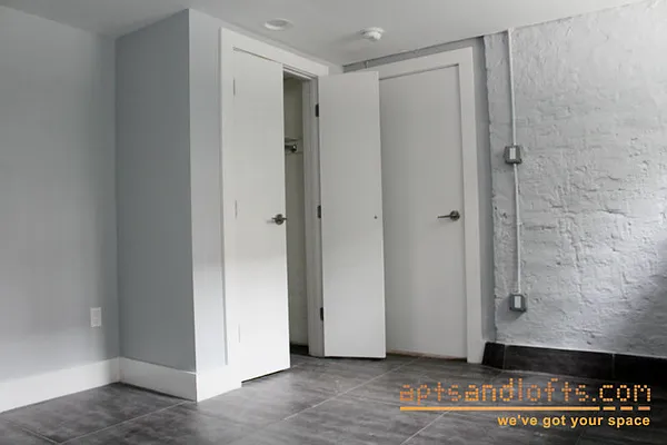 Rented by aptsandlofts.com | media 40