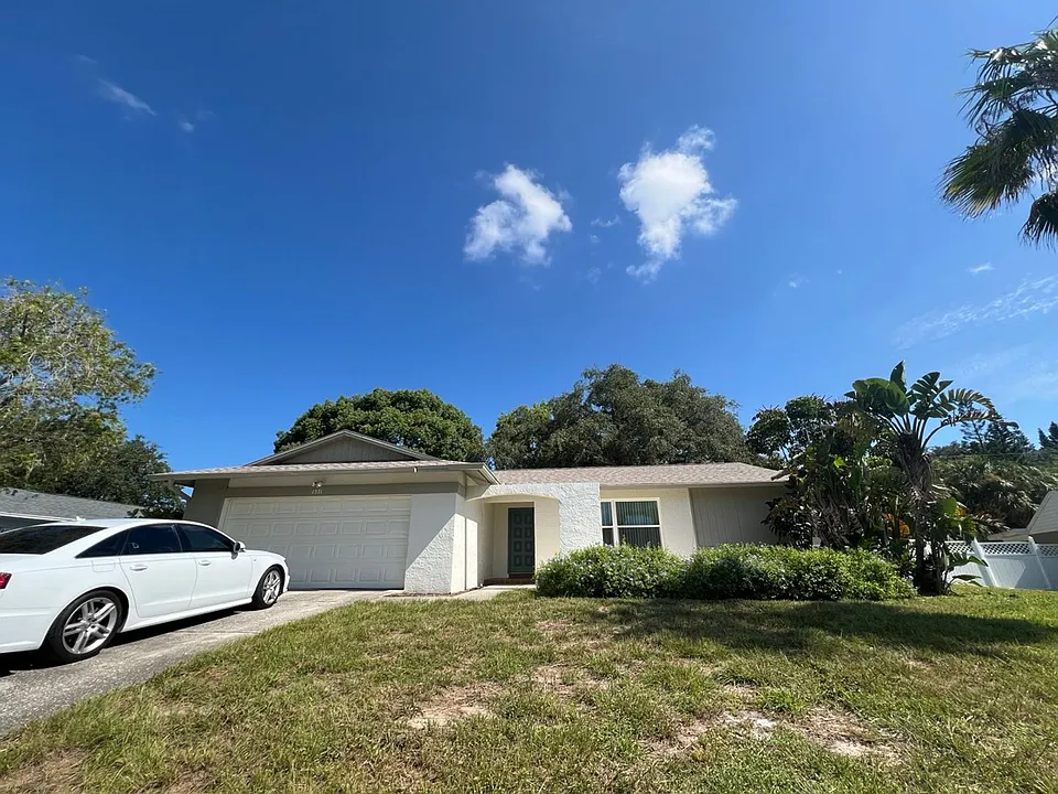 1371 Tenby Way